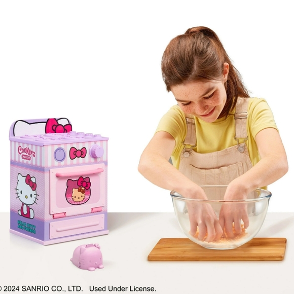 Hello Kitty Cookeez Bakery Toy Set - Picture 6 of 15